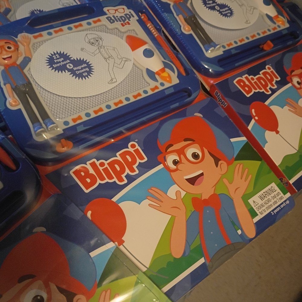 Blippi Magnetic Drawing Pad